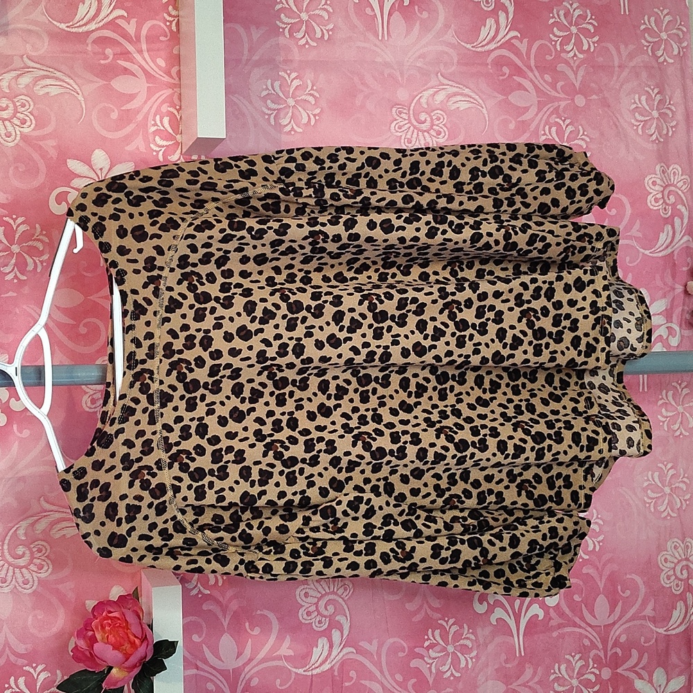 Moda Leopard Print Blouse